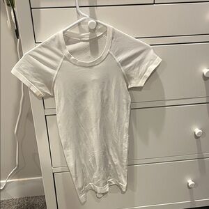 lululemon athletica White Short Sleeve Tee